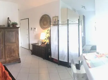 Apartment Richard Gere